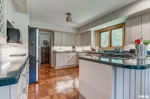 9 Partridge Rd, Springfield, IL 62711 photo 8