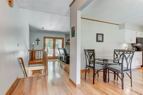29 Charlene Ln, Springfield, IL 62711 photo 2