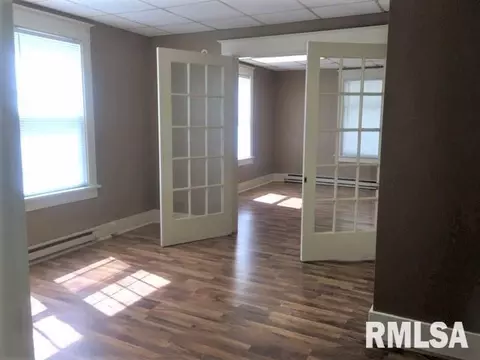 617 E Pine St, Springfield, IL 62703 photo 10