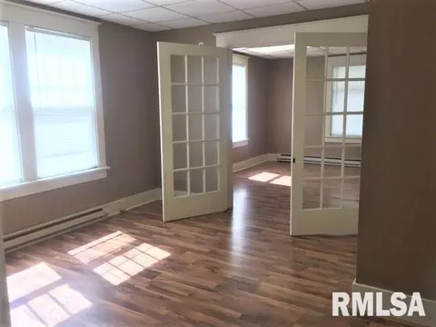 617 E Pine St, Springfield, IL 62703 photo 9