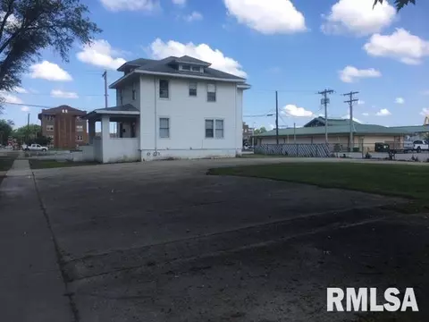 617 E Pine St, Springfield, IL 62703 photo 36