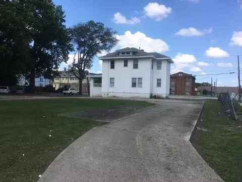 617 E Pine St, Springfield, IL 62703 photo 34