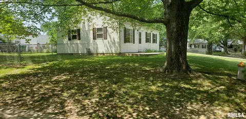22 Windsor Rd, Springfield, IL 62702 photo 4