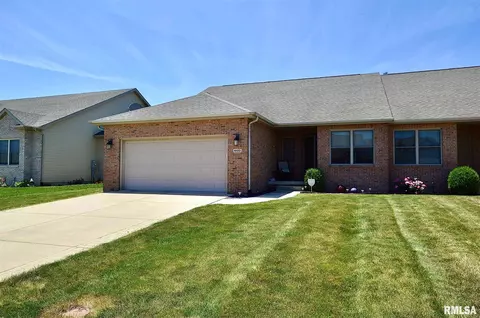4415 Castle Pines Dr, Springfield, IL 62711 photo 1