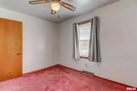 2321 E Reservoir St, Springfield, IL 62702 photo 14