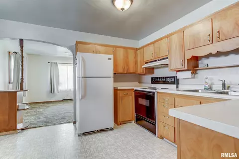 2321 E Reservoir St, Springfield, IL 62702 photo 11