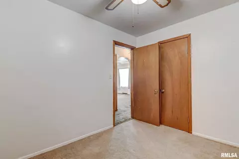 2321 E Reservoir St, Springfield, IL 62702 photo 16