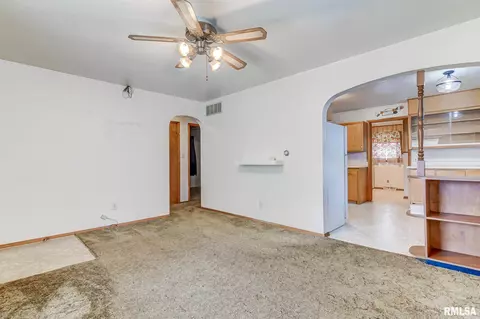 2321 E Reservoir St, Springfield, IL 62702 photo 6