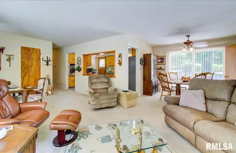 5 Horseshoe Dr, Springfield, IL 62702 photo 7