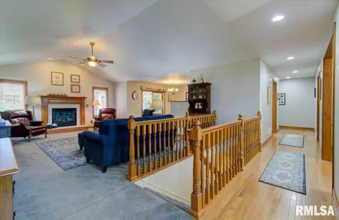 1412 Old Crows Way, Springfield, IL 62712 photo 3