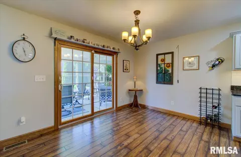 1412 Old Crows Way, Springfield, IL 62712 photo 22