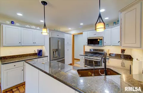 1412 Old Crows Way, Springfield, IL 62712 photo 27