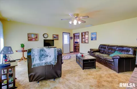 66 Beverly Dr, Springfield, IL 62702 photo 13