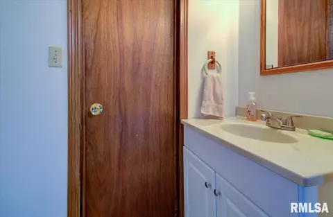 66 Beverly Dr, Springfield, IL 62702 photo 23