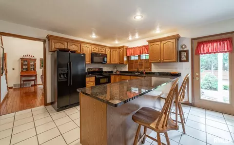 41 Pinehurst Rd, Lincoln, IL 62656 photo 10
