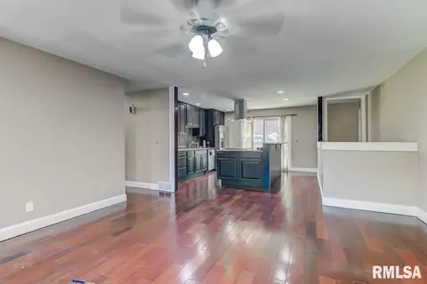 224 Willow Ln, Springfield, IL 62707 photo 7