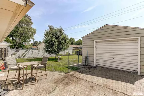 1824 Stonehenge Rd, Springfield, IL 62702 photo 22