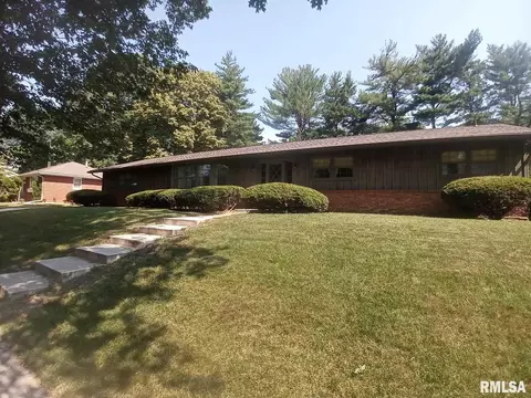 2035 Briarcliff Dr, Springfield, IL 62704 photo 2