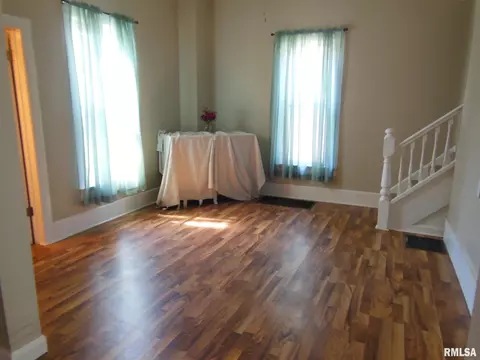 1619 N 8th St, Springfield, IL 62702 photo 5