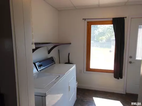 1619 N 8th St, Springfield, IL 62702 photo 6