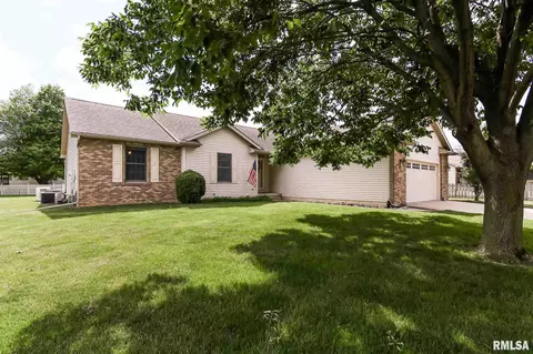 4355 Arapahoe Dr, Springfield, IL 62711 photo 2