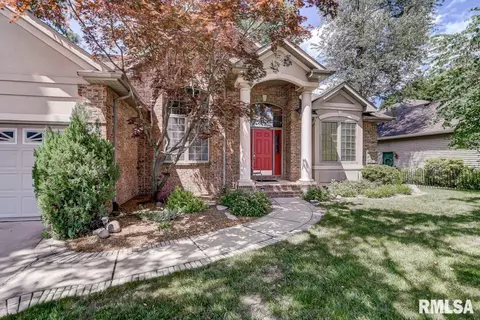 4301 Creek Dr, Springfield, IL 62711 photo 2