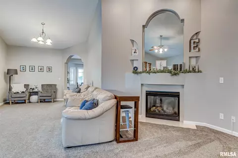 3808 Sugar Loaf Dr, Springfield, IL 62711 photo 8