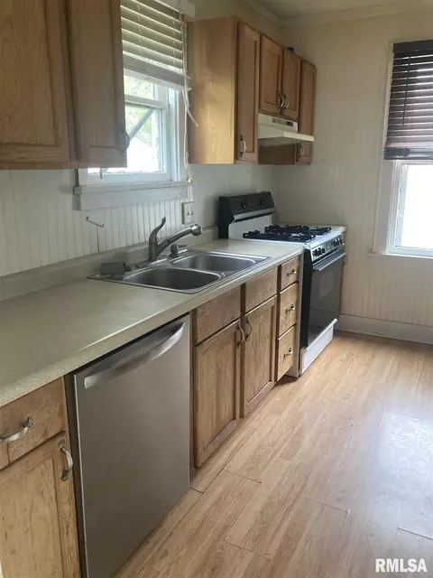2020 Lowell Ave, Springfield, IL 62704 photo 5
