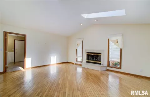 1821 Hunter Ridge Dr, Springfield, IL 62704 photo 16