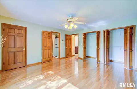 1821 Hunter Ridge Dr, Springfield, IL 62704 photo 19