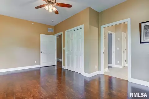 380 Bourbon St, Springfield, IL 62707 photo 23