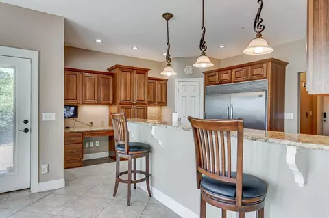 380 Bourbon St, Springfield, IL 62707 photo 12