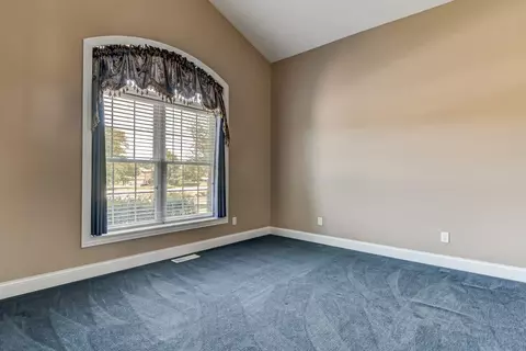 380 Bourbon St, Springfield, IL 62707 photo 16