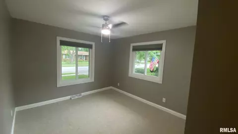 3401 St Francis Dr, Springfield, IL 62703 photo 18