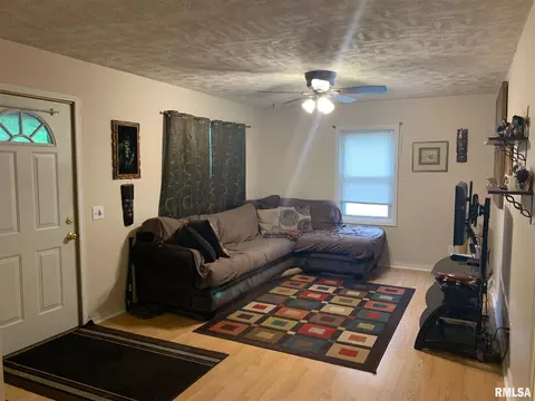 3243 Sherman St, Springfield, IL 62703 photo 7