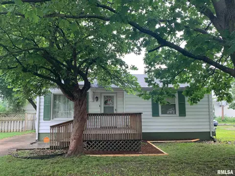 3243 Sherman St, Springfield, IL 62703 photo 1