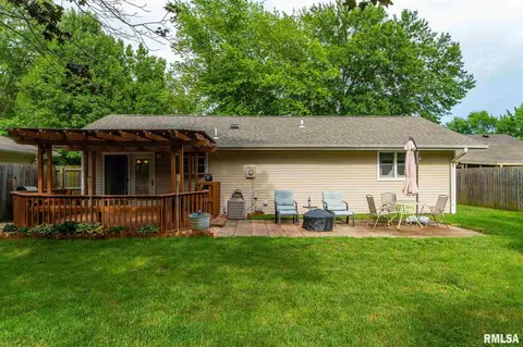 233 Glasgow Dr, Springfield, IL 62702 photo 17
