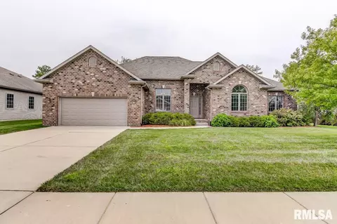 3516 Crystal Spring Dr, Springfield, IL 62711 photo 2