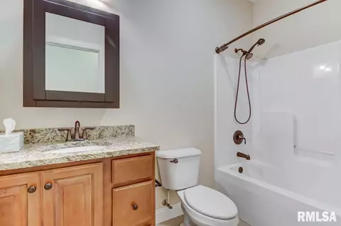3516 Crystal Spring Dr, Springfield, IL 62711 photo 25