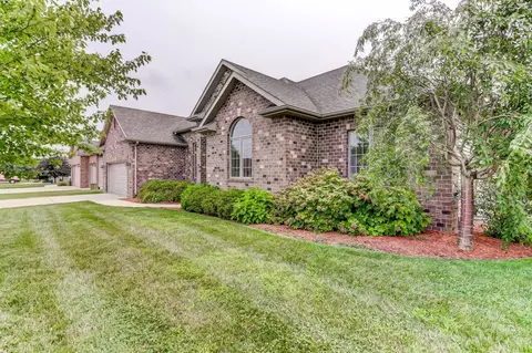 3516 Crystal Spring Dr, Springfield, IL 62711 photo 4