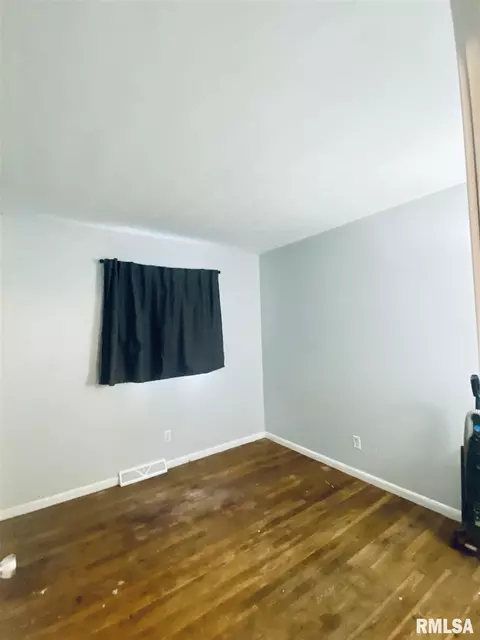 1418 Johnson Ln, Springfield, IL 62702 photo 13