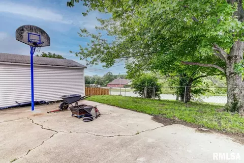 1418 Johnson Ln, Springfield, IL 62702 photo 16