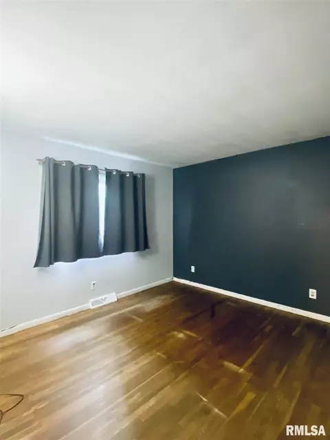 1418 Johnson Ln, Springfield, IL 62702 photo 10