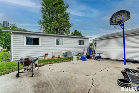 1418 Johnson Ln, Springfield, IL 62702 photo 17