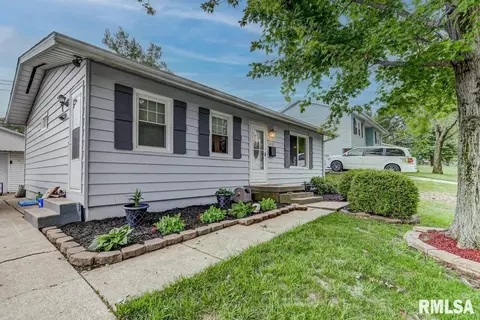 1418 Johnson Ln, Springfield, IL 62702 photo 2