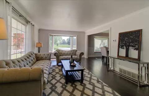 2600 Manchester Dr, Springfield, IL 62704 photo 6