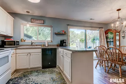 61 Trailridge Ln, Springfield, IL 62704 photo 13