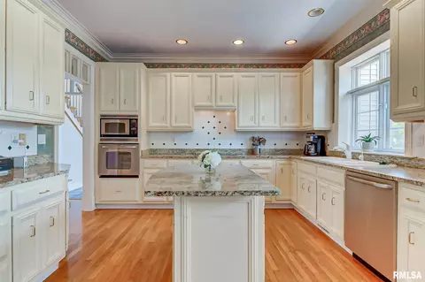 3705 Ginger Crk, Springfield, IL 62711 photo 10