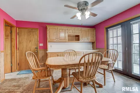 3131 Enos Ave, Springfield, IL 62702 photo 13
