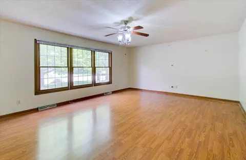 1613 Windycrest Dr, Springfield, IL 62704 photo 8